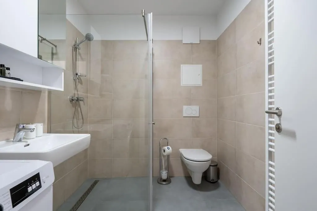Sunny 1Br Home With Balcony By Hm Vienna 0*,