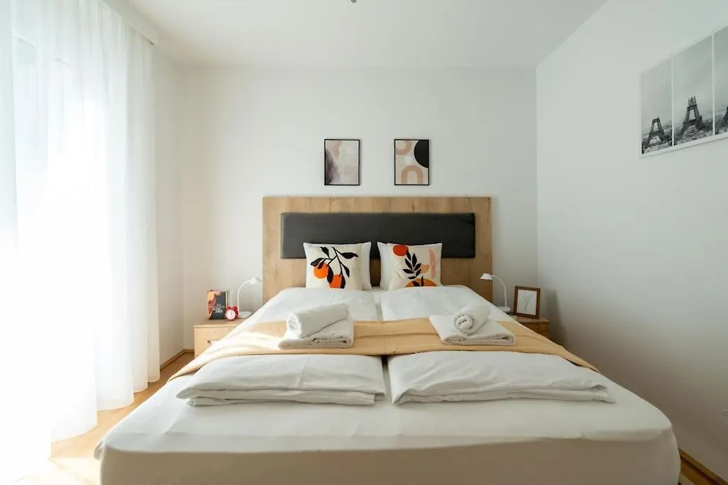 Apartment Sunny 1Br Home With Balcony By Hm Vienna